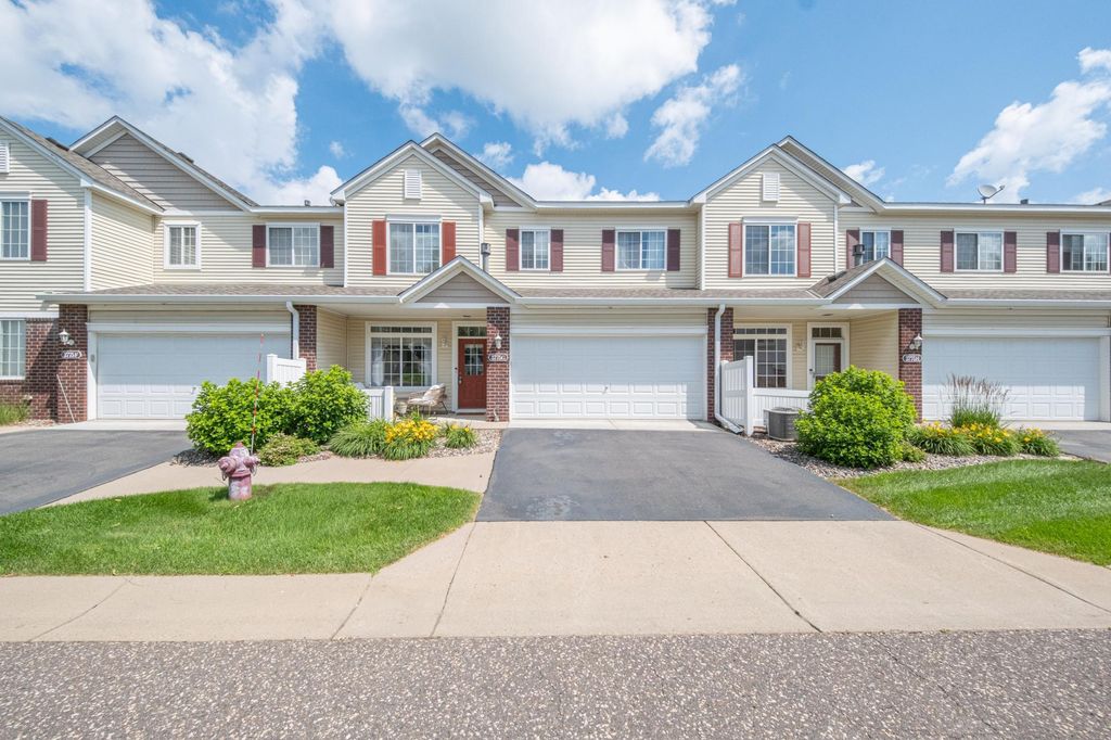 3775 Hazel Trail G, Woodbury, MN 55129 — exterior