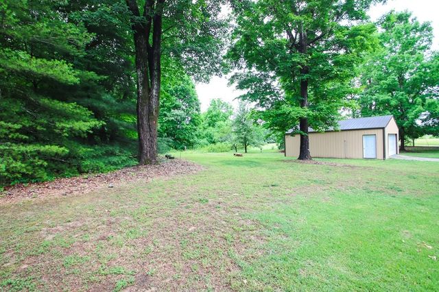 541 Toy Slatten Rd, Sparta, TN 38583
