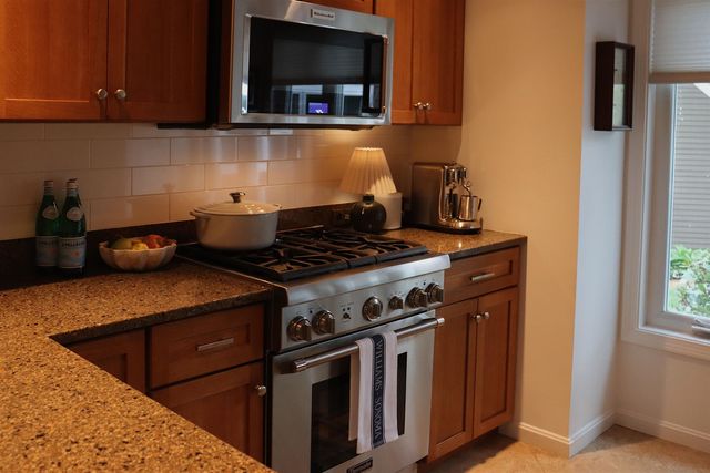 203 Straw Hill Road, Manchester, NH 03104