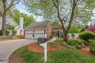 203 Straw Hill Road, Manchester, NH 03104