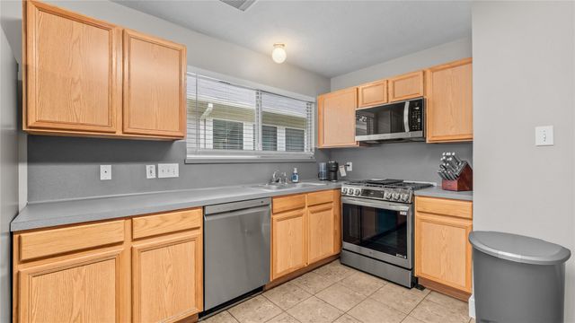 9906 Farrell Drive, Houston, TX 77070