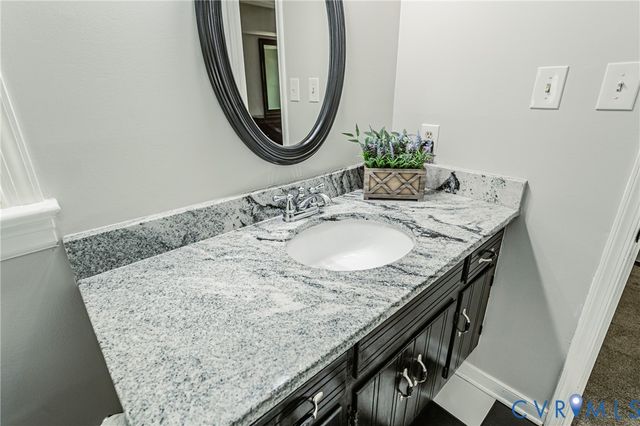 3006 Sagebrook Ct, Midlothian, VA 23112