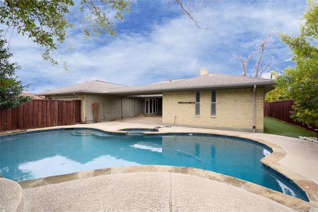 526 Goodwin Drive, Richardson, TX 75081