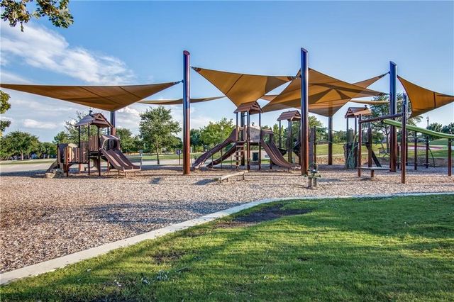 4953 Grinstein Drive, Fort Worth, TX 76244