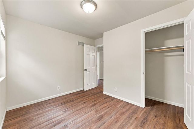 5138 N CORRINGTON Avenue, Kansas City, MO 64119
