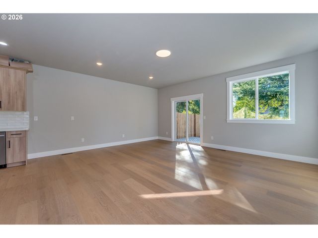 45 Ne 87TH Ave, Portland, OR 97220