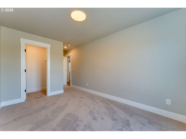 45 Ne 87TH Ave, Portland, OR 97220