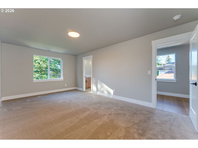 45 Ne 87TH Ave, Portland, OR 97220