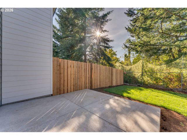 45 Ne 87TH Ave, Portland, OR 97220