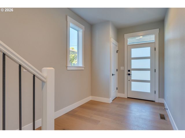 45 Ne 87TH Ave, Portland, OR 97220