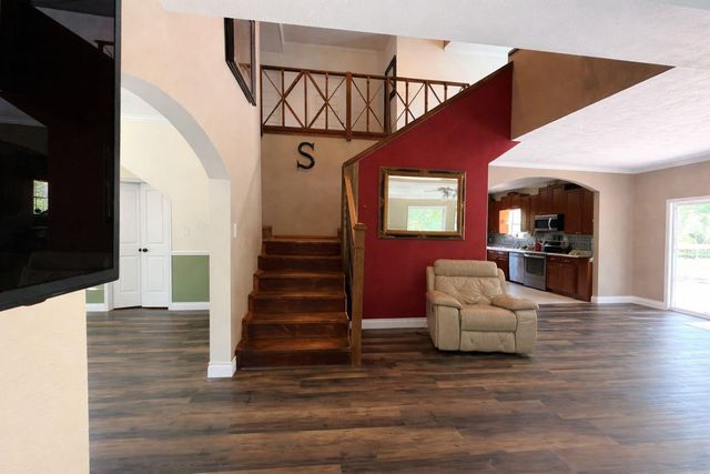 15392 Paradise Point Drive, Willis, TX 77318