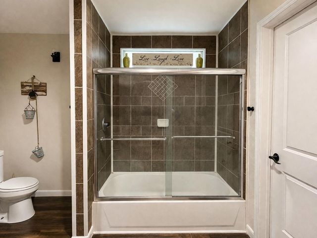 15392 Paradise Point Drive, Willis, TX 77318