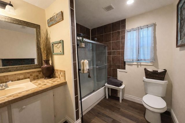 15392 Paradise Point Drive, Willis, TX 77318