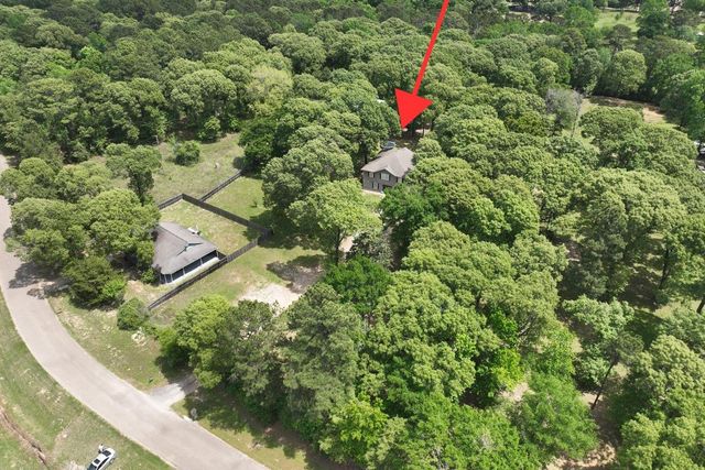 15392 Paradise Point Drive, Willis, TX 77318