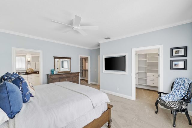 131 Barefoot Cove, Hypoluxo, FL 33462