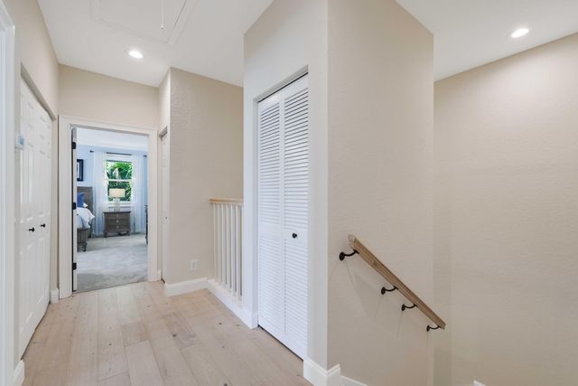 131 Barefoot Cove, Hypoluxo, FL 33462