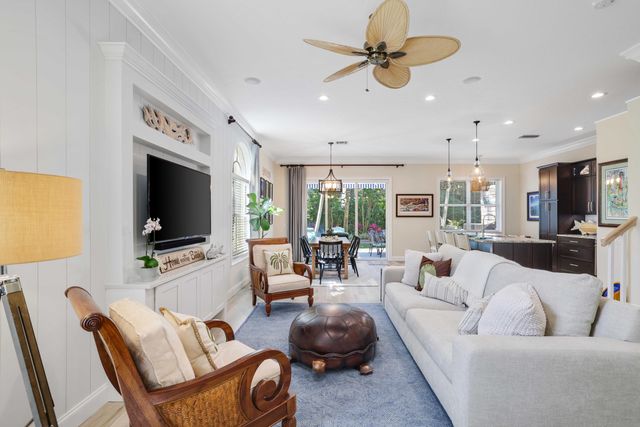 131 Barefoot Cove, Hypoluxo, FL 33462