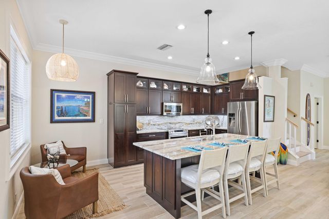 131 Barefoot Cove, Hypoluxo, FL 33462