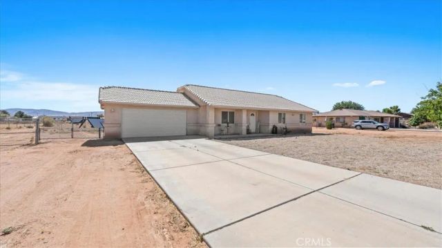 15535 Erie Road, Apple Valley, CA 92307