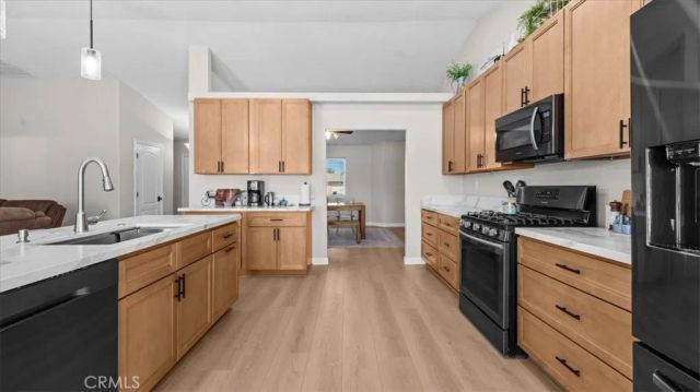 15535 Erie Road, Apple Valley, CA 92307