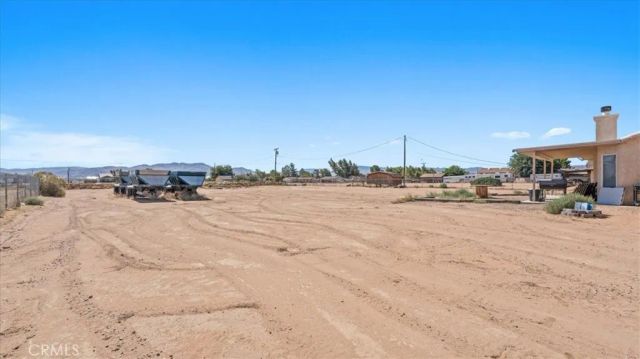15535 Erie Road, Apple Valley, CA 92307