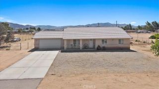 15535 Erie Road, Apple Valley, CA 92307