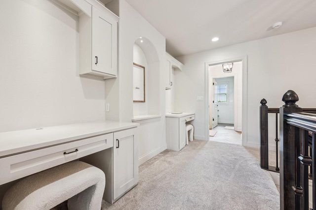 1609 Whistling Hill CIRCLE, Hartland, WI 53029