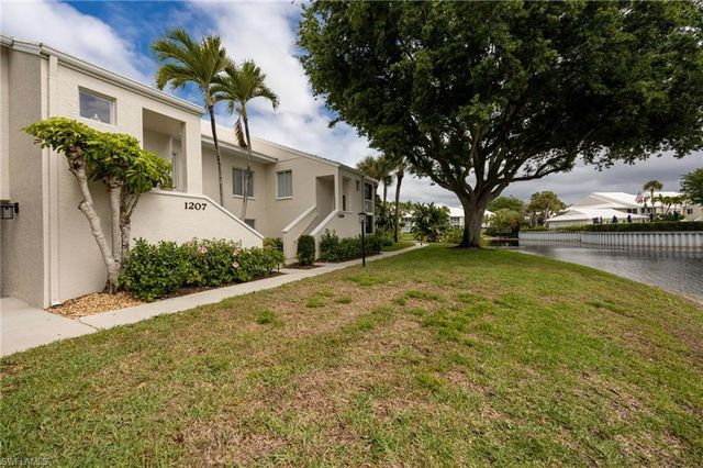 760 Willowbrook DR 1208, Naples, FL 34108