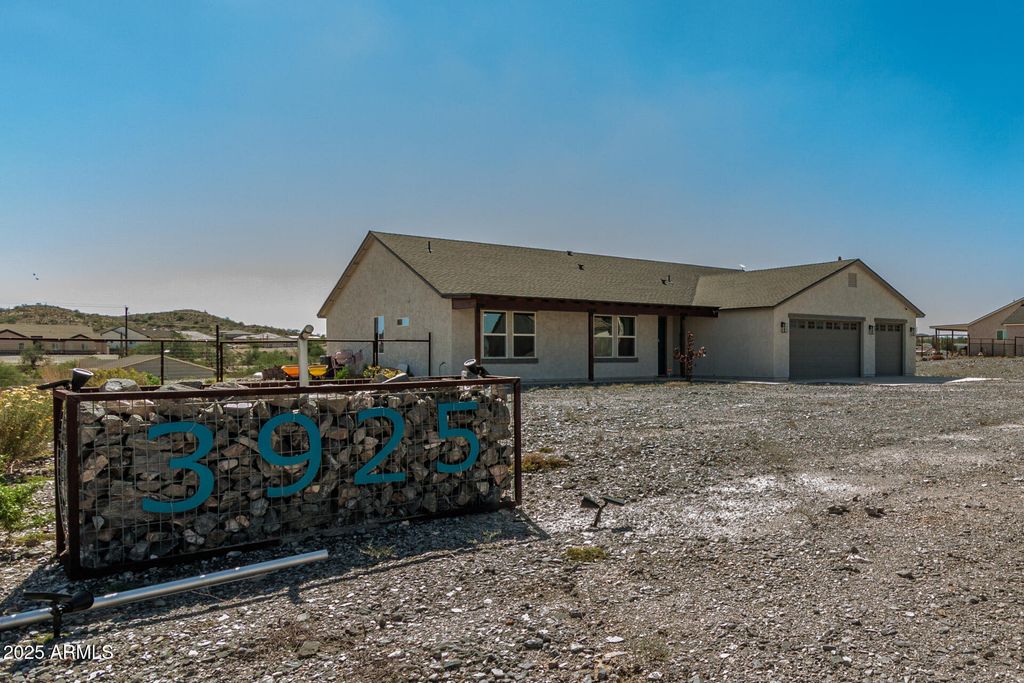 3925 W MOON DUST Trail, San Tan Valley, AZ 85144 — photo 2