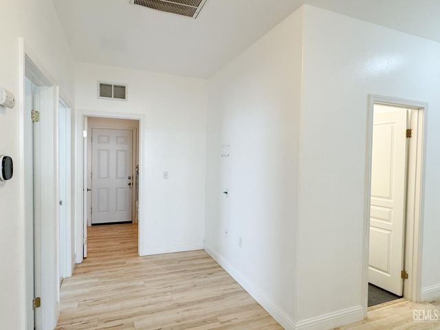 11604 Revolution Road, Bakersfield, CA 93312