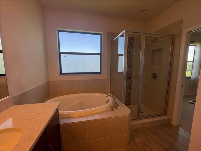 4671 WANDERING WAY, Wesley Chapel, FL 33544