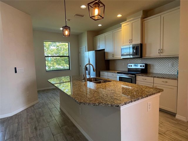 4671 WANDERING WAY, Wesley Chapel, FL 33544