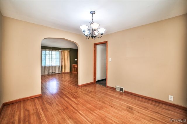 147 76th Street, Niagara Falls, NY 14304