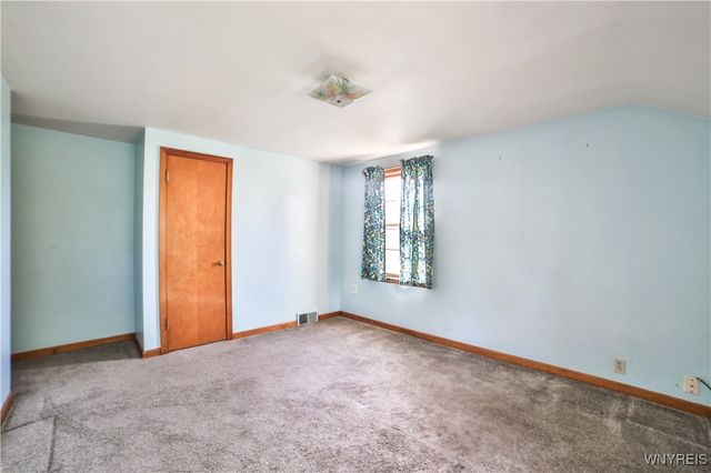 147 76th Street, Niagara Falls, NY 14304