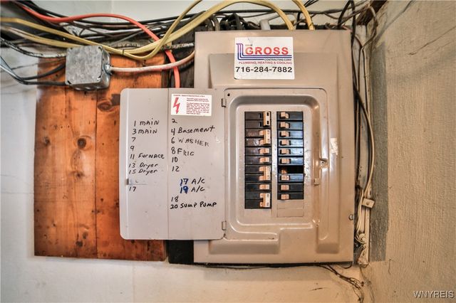 147 76th Street, Niagara Falls, NY 14304