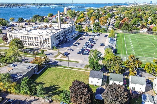 147 76th Street, Niagara Falls, NY 14304