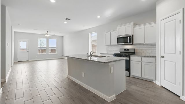 304 POTATO Street, Keene, TX 76059
