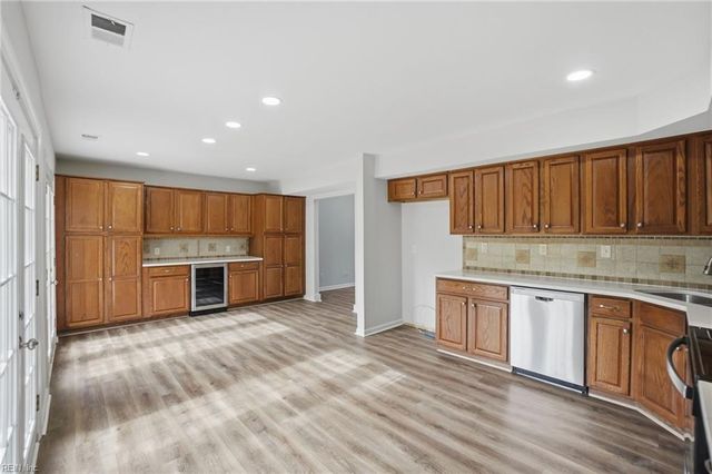 1903 Dawnee Brook TRL S, Chesapeake, VA 23320