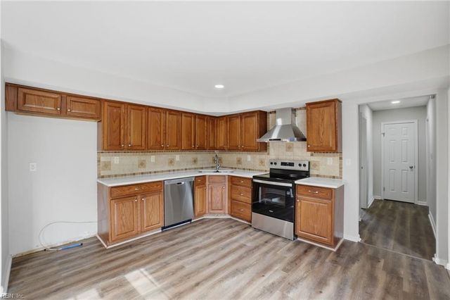 1903 Dawnee Brook TRL S, Chesapeake, VA 23320