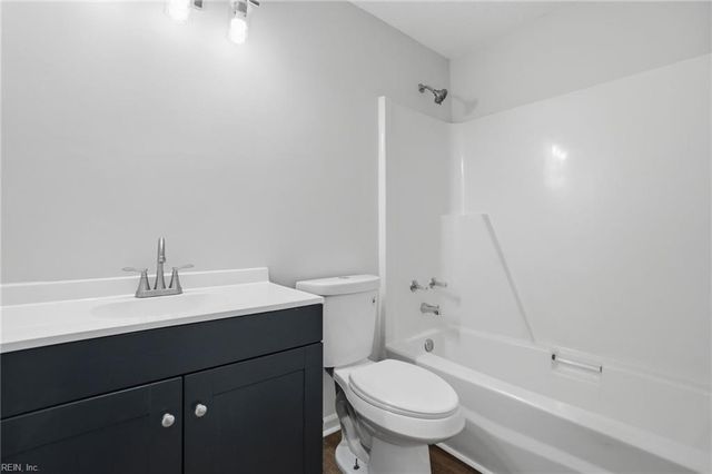 1903 Dawnee Brook TRL S, Chesapeake, VA 23320