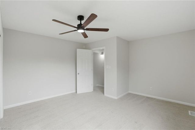 1903 Dawnee Brook TRL S, Chesapeake, VA 23320