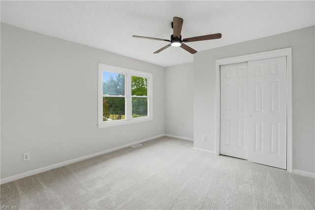 1903 Dawnee Brook TRL S, Chesapeake, VA 23320