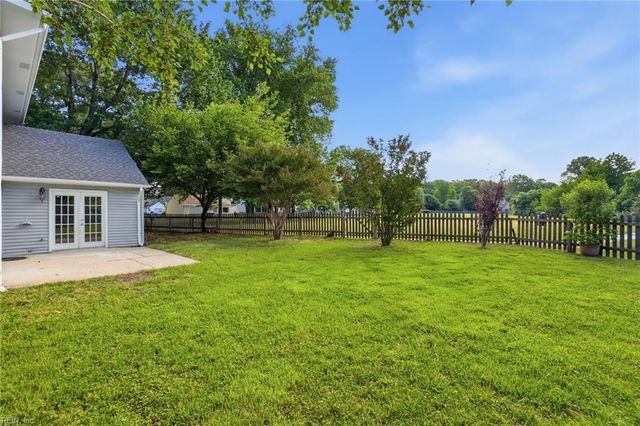 1903 Dawnee Brook TRL S, Chesapeake, VA 23320