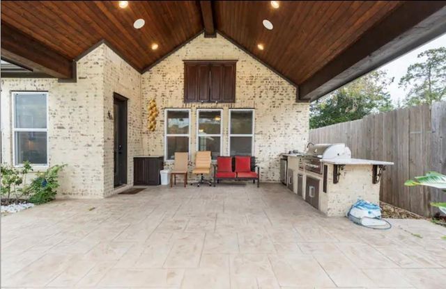 6806 Heron Dr, Houston, TX 77087