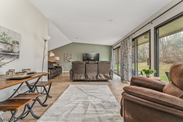 94 N Slope, Union Twp., NJ 08809