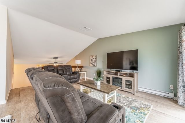 94 N Slope, Union Twp., NJ 08809