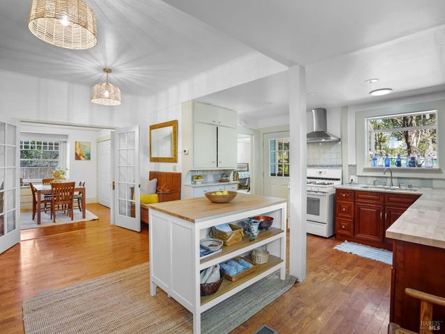 720 Grove Ave, Ukiah, CA 95482