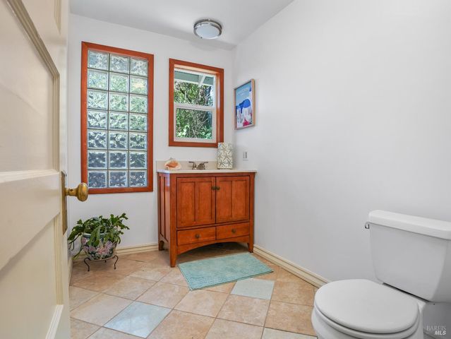 720 Grove Ave, Ukiah, CA 95482