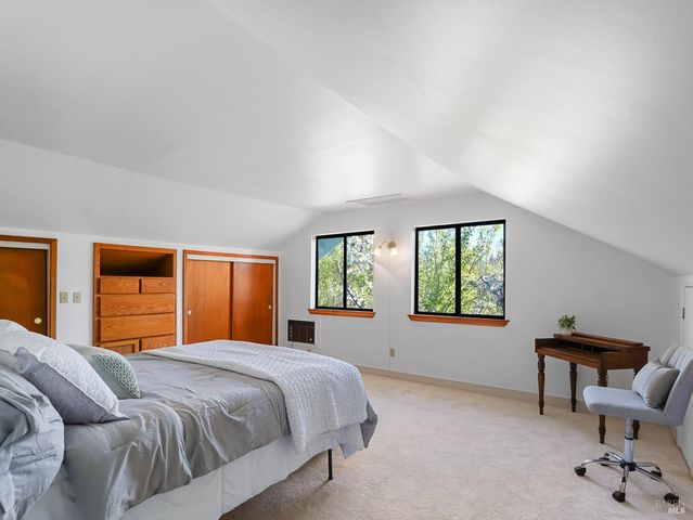 720 Grove Ave, Ukiah, CA 95482