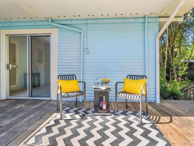 720 Grove Ave, Ukiah, CA 95482